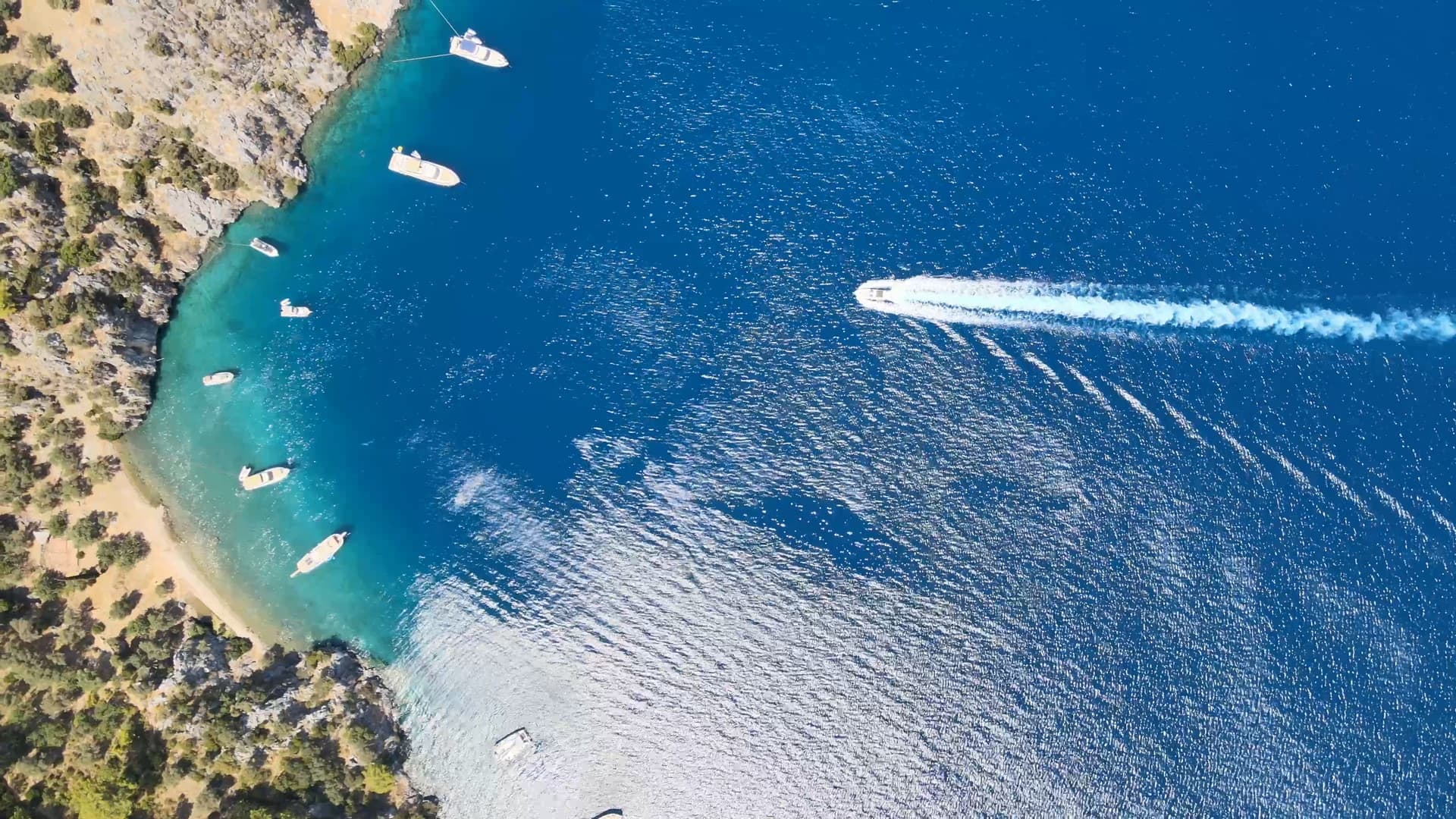 Yacht Brokerage Hero