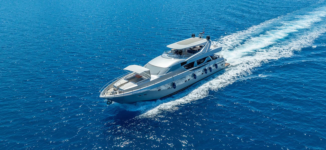 Seasonal Boat Maintenance: How to Prepare Your Yacht for Summer and Winter